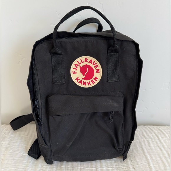 Fjallraven Handbags - Fjall raven Kanken small backpack
